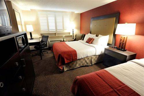 Imagen de la habitación del Hotel Holiday Inn & Suites St. Catharines Conf Ctr. Foto 9
