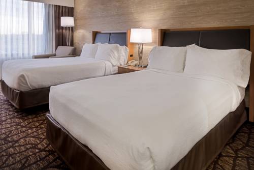Imagen de la habitación del Hotel Holiday Inn & Suites Warren. Foto 8