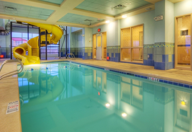 Imagen de la piscina del Hotel Holiday Inn and Suites Albuquerque-north I-25, An Ihg. Foto 15