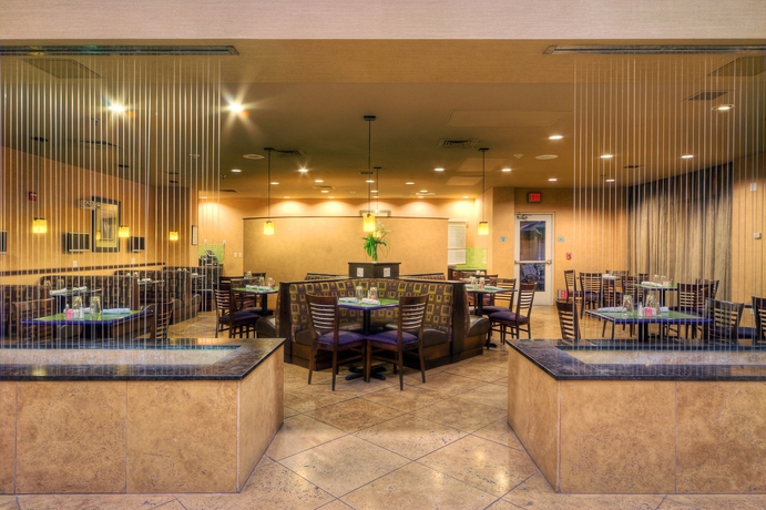 Imagen del bar/restaurante del Hotel Holiday Inn and Suites Albuquerque-north I-25, An Ihg. Foto 3