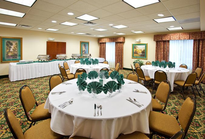 Imagen de los interiores del Hotel Holiday Inn and Suites Ann Arbor Univ Michigan Area, An Ihg. Foto 11