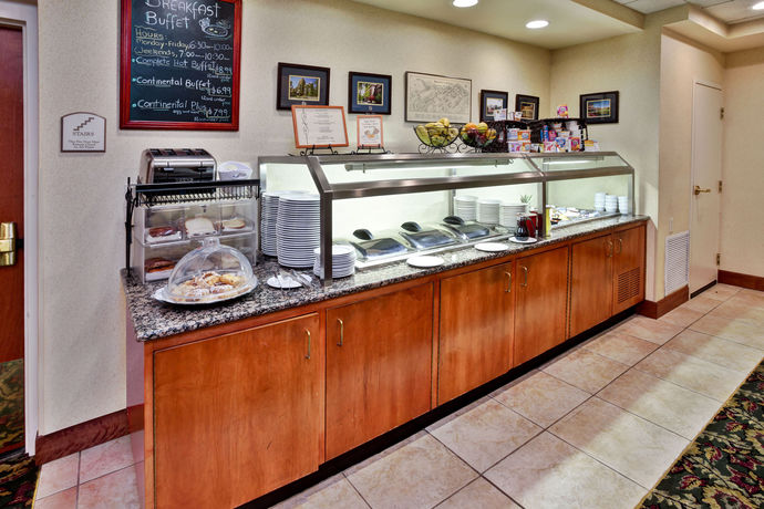 Imagen de los interiores del Hotel Holiday Inn and Suites Ann Arbor Univ Michigan Area, An Ihg. Foto 14