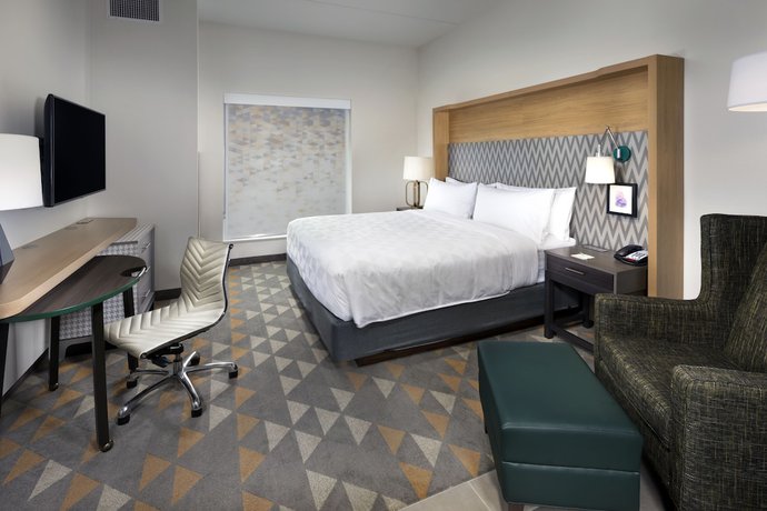 Imagen de la habitación del Hotel Holiday Inn and Suites Arden - Asheville Airport. Foto 5