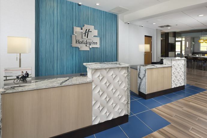 Imagen de los interiores del Hotel Holiday Inn and Suites Arden - Asheville Airport. Foto 19