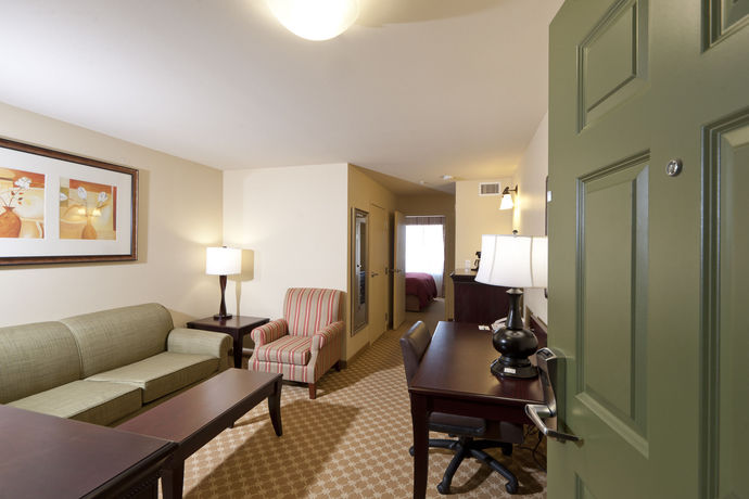 Imagen de los interiores del Hotel Holiday Inn and Suites Barstow, An Ihg. Foto 13