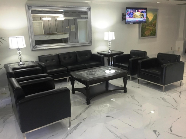 Imagen de los interiores del Hotel Holiday Inn and Suites Boca Raton - North, An Ihg. Foto 6