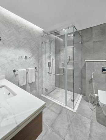 Imagen de la habitación del Hotel Holiday Inn and Suites Cairo Maadi. Foto 11