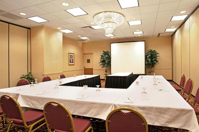 Imagen de los interiores del Hotel Holiday Inn and Suites Chicago - Downtown, An Ihg. Foto 12