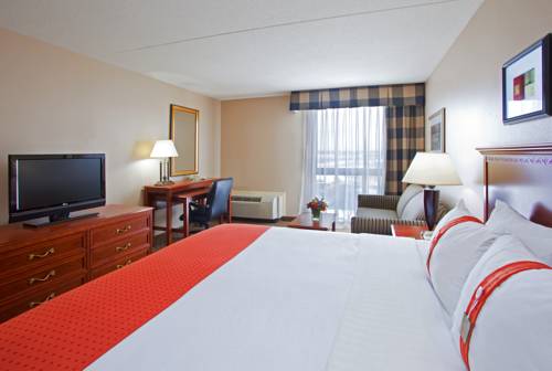Imagen de la habitación del Hotel Holiday Inn and Suites Cincinnati - Eastgate, An Ihg. Foto 9