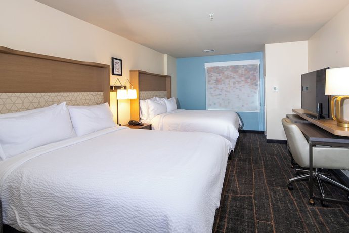 Imagen de la habitación del Hotel Holiday Inn and Suites Detroit - Troy, an IHG. Foto 2
