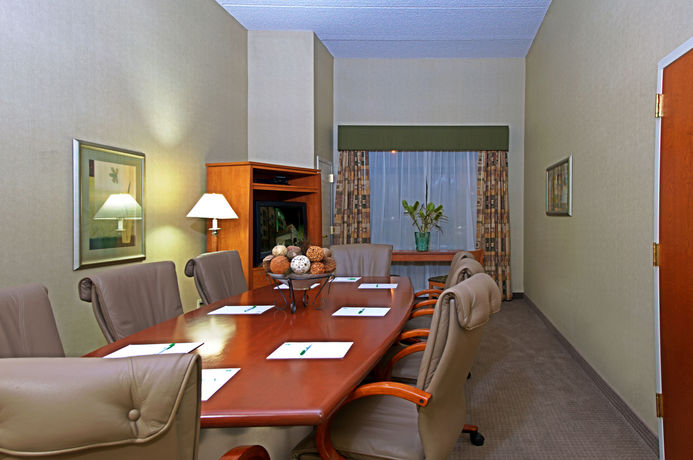 Imagen de los interiores del Hotel Holiday Inn and Suites Goodyear - West Phoenix Area. Foto 14