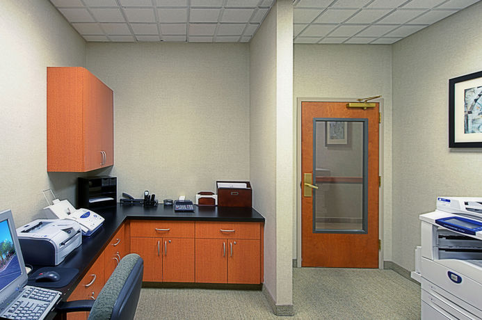 Imagen del bar/restaurante del Hotel Holiday Inn and Suites Goodyear - West Phoenix Area. Foto 2