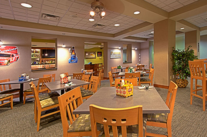 Imagen del bar/restaurante del Hotel Holiday Inn and Suites Goodyear - West Phoenix Area. Foto 4