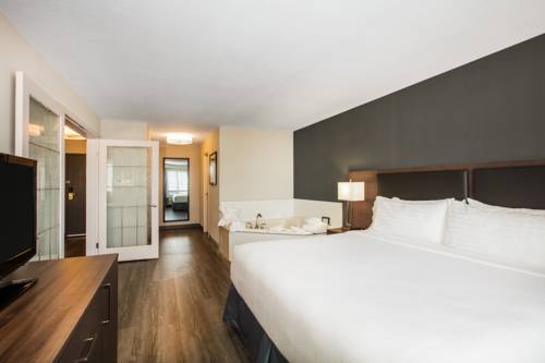 Imagen de la habitación del Hotel Holiday Inn and Suites Grande Prairie Conference Center, An Ihg. Foto 8