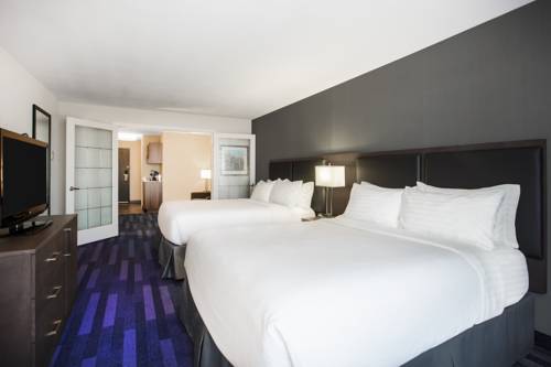 Imagen de la habitación del Hotel Holiday Inn and Suites Grande Prairie Conference Center, An Ihg. Foto 15