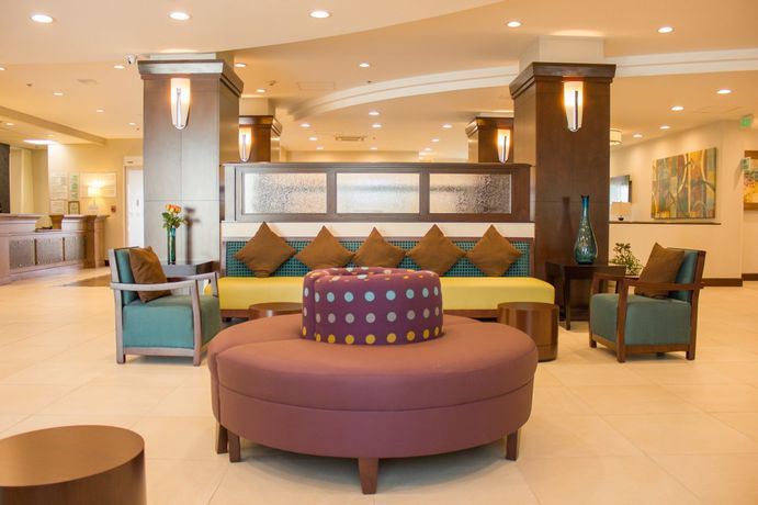 Imagen de los interiores del Hotel Holiday Inn and Suites Hermosillo Aeropuerto, An Ihg. Foto 9