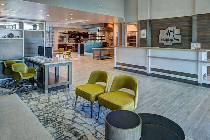 Imagen del bar/restaurante del Hotel Holiday Inn and Suites Houston West - Katy Mills, an IHG. Foto 2