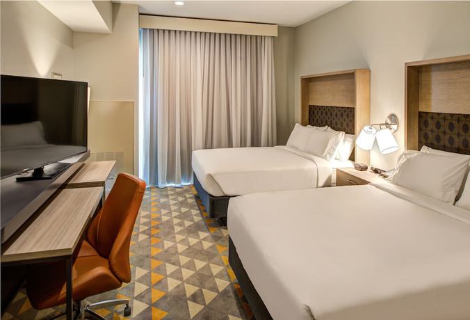 Imagen de la habitación del Hotel Holiday Inn and Suites Houston West - Katy Mills, an IHG. Foto 18