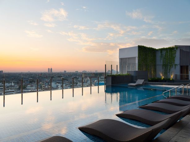 Imagen de la piscina del Hotel Holiday Inn and Suites Jakarta Gajah Mada. Foto 20