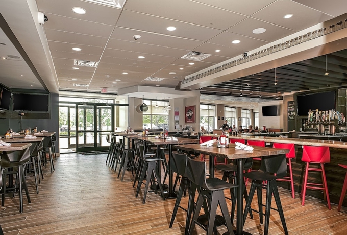 Imagen del bar/restaurante del Hotel Holiday Inn and Suites - Joliet Southwest, An Ihg. Foto 5