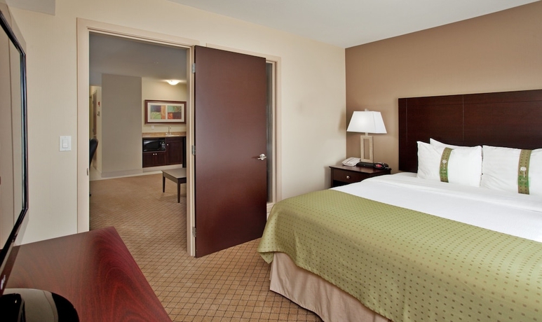 Imagen de la habitación del Hotel Holiday Inn and Suites Kamloops, An Ihg. Foto 10