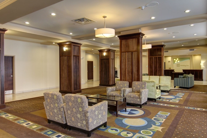 Imagen de los interiores del Hotel Holiday Inn and Suites Kamloops, An Ihg. Foto 17