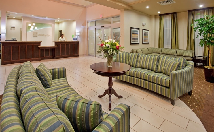 Imagen de los interiores del Hotel Holiday Inn and Suites Kamloops, An Ihg. Foto 19