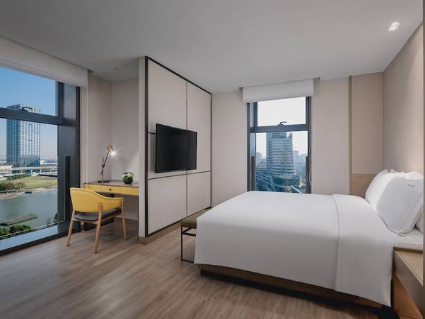 Imagen de la habitación del Hotel Holiday Inn and Suites Kunshan Huaqiao, an IHG. Foto 10