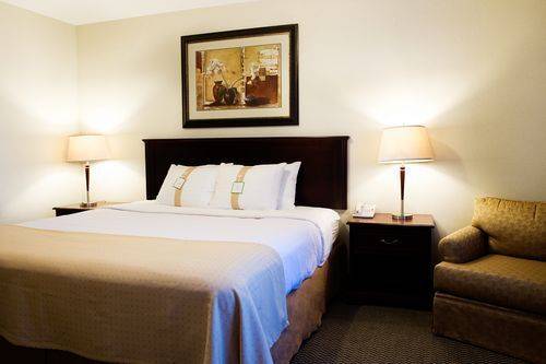 Imagen de la habitación del Hotel Holiday Inn and Suites Lloydminster, An Ihg. Foto 11