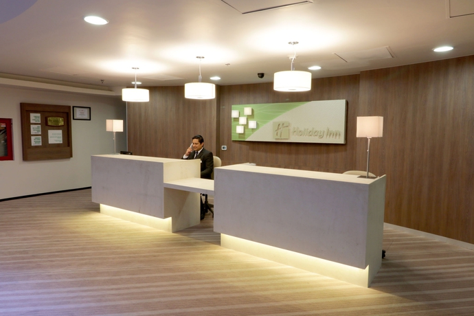 Imagen de los interiores del Hotel Holiday Inn and Suites Medica Sur, An Ihg. Foto 8