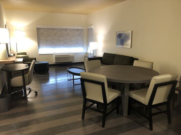 Imagen de la habitación del Hotel Holiday Inn and Suites Memphis Southeast-Germantown, an IHG. Foto 5