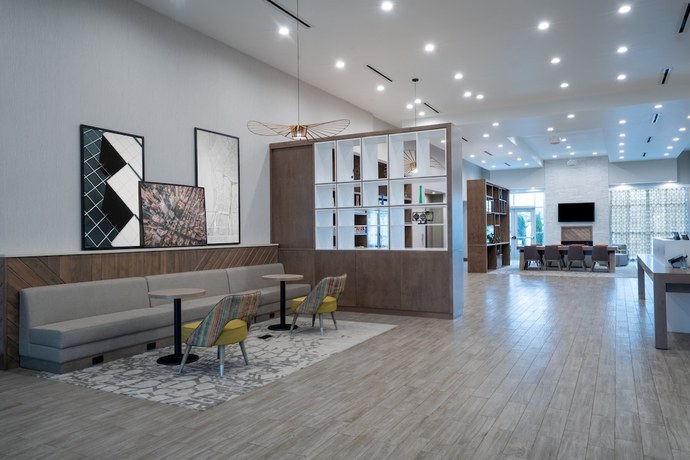 Imagen de los interiores del Hotel Holiday Inn and Suites Memphis Southeast-Germantown, an IHG. Foto 18