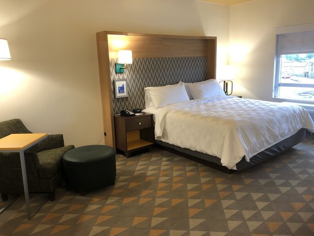 Imagen de la habitación del Hotel Holiday Inn and Suites Memphis Southeast-Germantown, an IHG. Foto 9