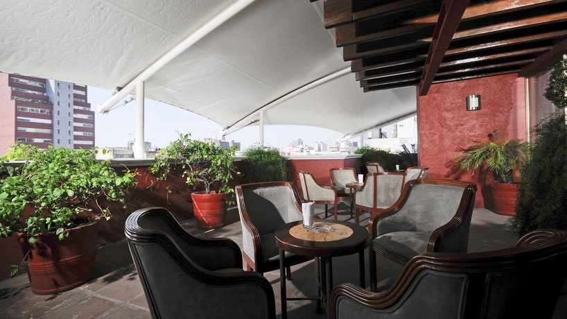 Imagen de la piscina del Hotel Holiday Inn and Suites Mexico Zona Reforma, An Ihg. Foto 15