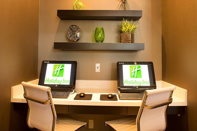 Imagen general del Hotel Holiday Inn and Suites Mississauga, An Ihg. Foto 2