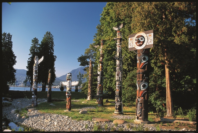 Imagen de los exteriores del Hotel Holiday Inn and Suites North Vancouver, An Ihg. Foto 6