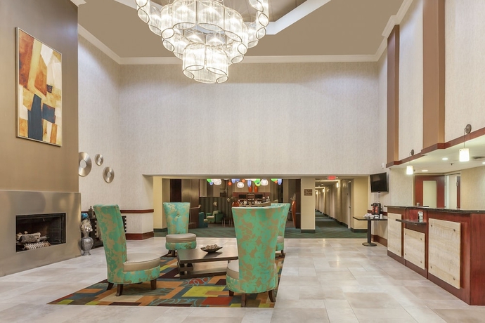 Imagen de los interiores del Hotel Holiday Inn and Suites Oklahoma City North, An Ihg. Foto 15