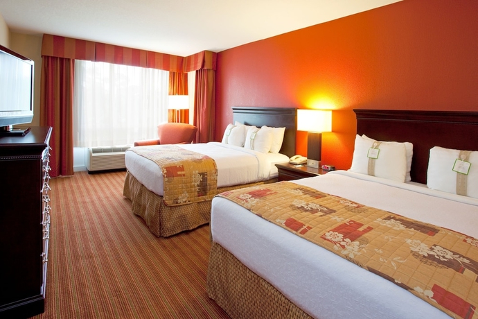 Imagen de la habitación del Hotel Holiday Inn and Suites Orange Park, An Ihg. Foto 10