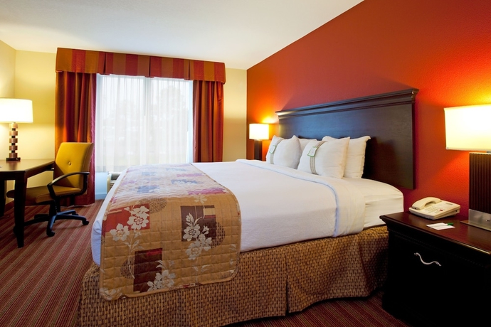 Imagen de la habitación del Hotel Holiday Inn and Suites Orange Park, An Ihg. Foto 12