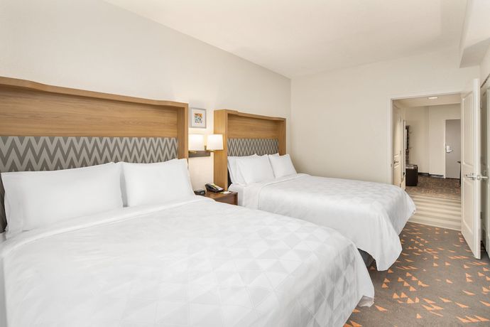 Imagen de la habitación del Hotel Holiday Inn and Suites Orlando I-Drive Theme Parks by IHG. Foto 9