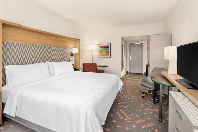 Imagen de la habitación del Hotel Holiday Inn and Suites Orlando I-Drive Theme Parks by IHG. Foto 14