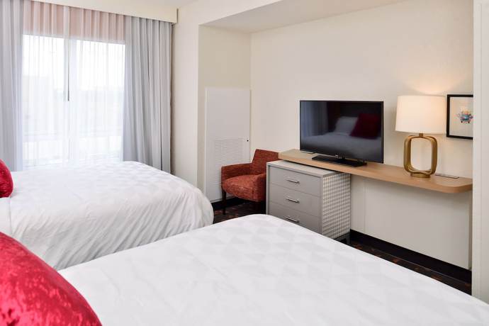 Imagen de la habitación del Hotel Holiday Inn and Suites Orlando I-Drive Theme Parks by IHG. Foto 16