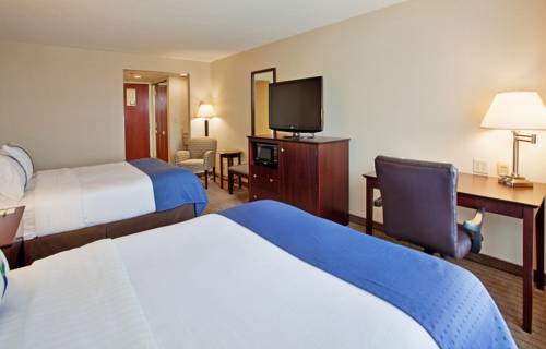 Imagen de la habitación del Hotel Holiday Inn and Suites Overland Park - Convention Center, An Ihg. Foto 4