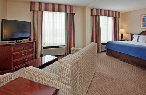 Imagen de la habitación del Hotel Holiday Inn and Suites Overland Park - Convention Center, An Ihg. Foto 9