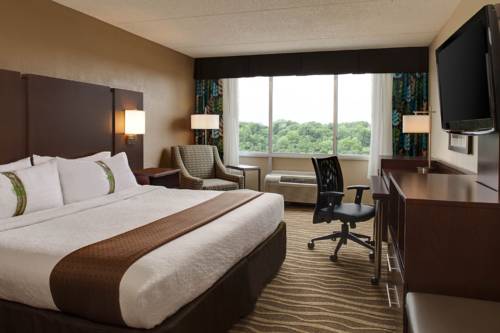 Imagen de la habitación del Hotel Holiday Inn and Suites Overland Park West, An Ihg. Foto 5