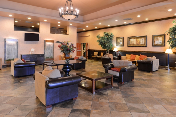 Imagen de los interiores del Hotel Holiday Inn and Suites Phoenix-mesa/chandler, An Ihg. Foto 8