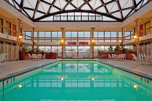 Imagen de la habitación del Hotel Holiday Inn and Suites Pittsfield-berkshires, An Ihg. Foto 2