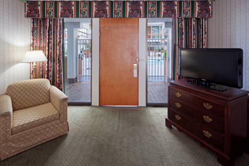 Imagen de la habitación del Hotel Holiday Inn and Suites Pittsfield-berkshires, An Ihg. Foto 9