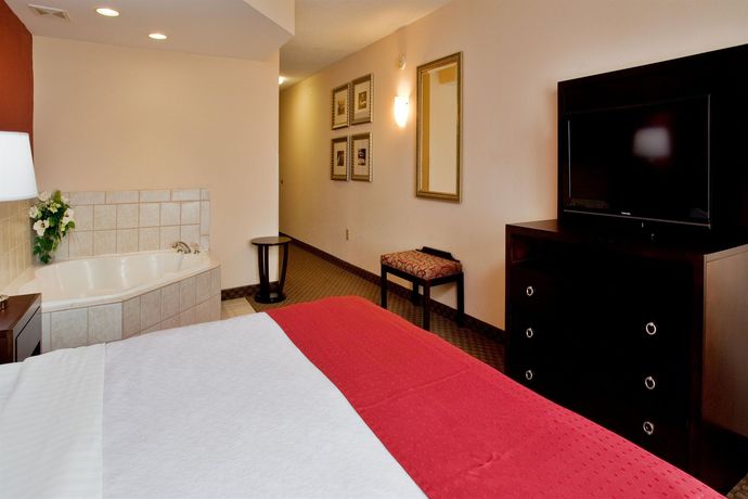 Imagen de los interiores del Hotel Holiday Inn and Suites Raleigh / Cary, An Ihg. Foto 10