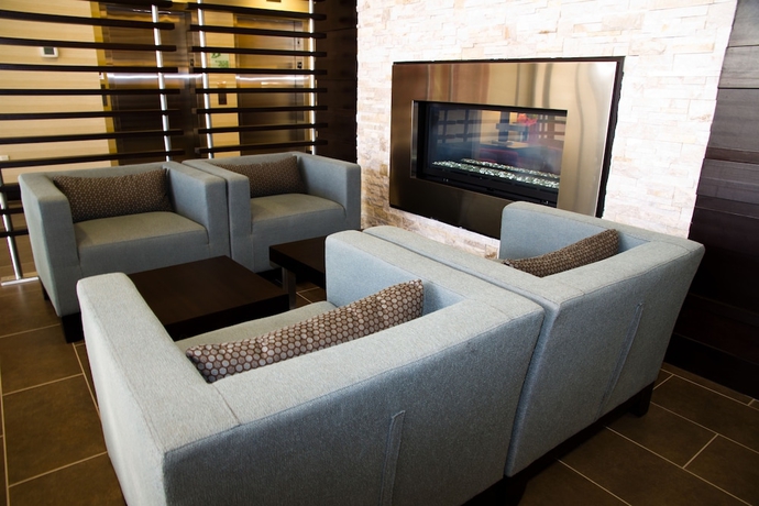 Imagen de los interiores del Hotel Holiday Inn and Suites Red Deer South, An Ihg. Foto 18
